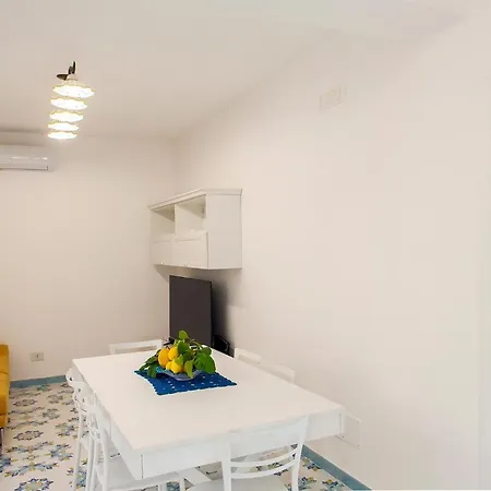 Domus Teresia - Amalfi Coast Apartment Furore